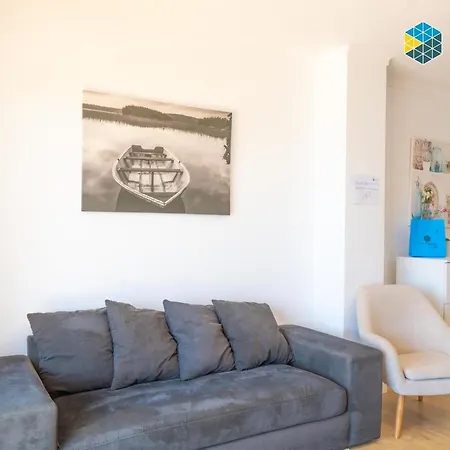 Apto Antic 101 Pax 6 Apartman